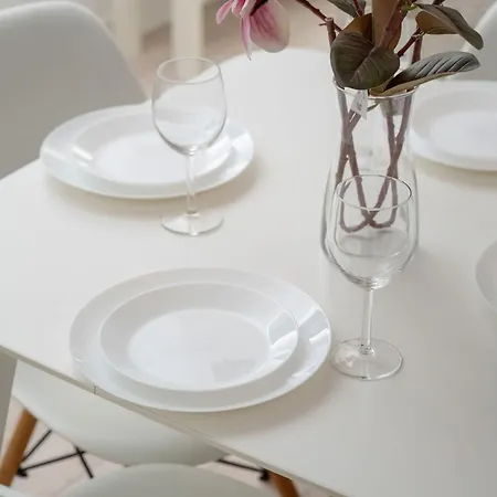 Apartman Elegancki Z Parkingiem I Umeblowanym Balkonem We Wroclawiu By Renters